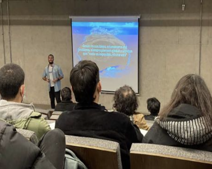 Taller “Propuesta de Valor”: emprendedoras/es del Plantel avanzan en VECTOR Inicia del Centro de Innovación FING