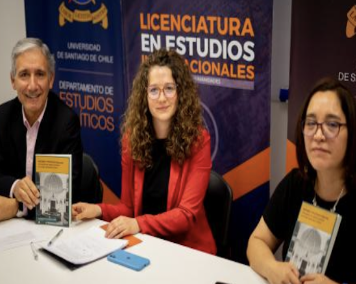 Académico y decana de la Facultad de Humanidades lanzan libro sobre la formulación de políticas públicas en Chile