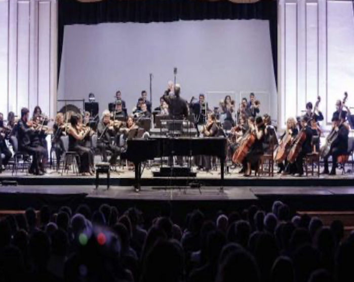 Orquesta Clásica Usach inicia su ciclo dedicado a los conciertos para piano de Beethoven