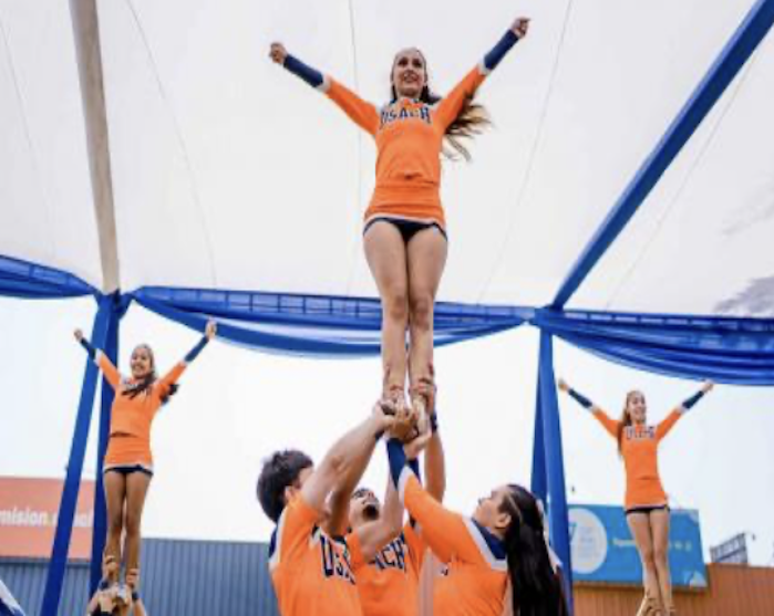 Leones Usach Cheerleading listas/os para representar al Plantel en el Campeonato Mundial Universitario de la disciplina