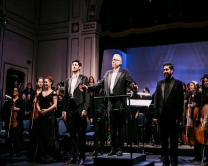 Coro Sinfónico y Orquesta recuerdan a las víctimas de la dictadura en emotivo concierto